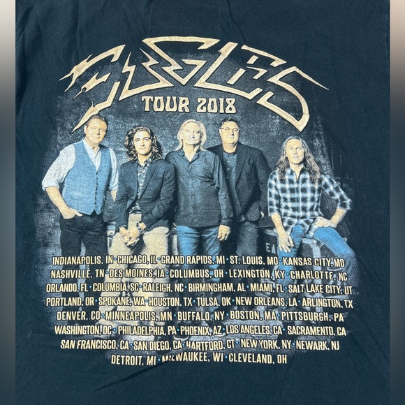 EAGLES 2018 Tour Band Concert T Shirt Size XL Skull Feather Graphic - Picture 6 of 6